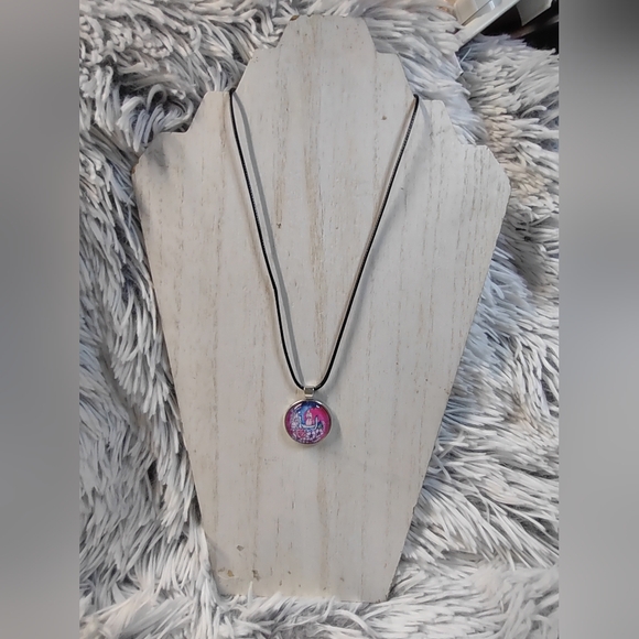 Handmade Resin Pendant Necklace - Picture 5 of 8